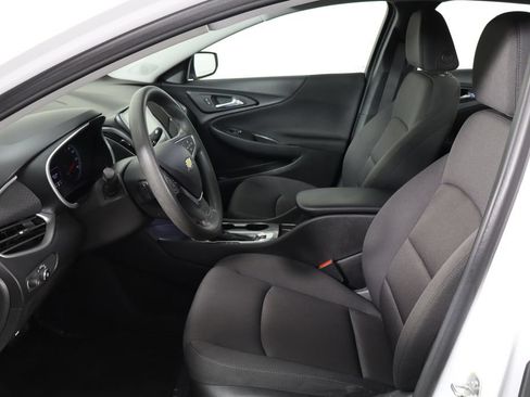 Used 2023 Chevrolet Malibu LS FWD image 14