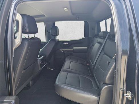 Used 2021 GMC Sierra 1500 SLT AWD/4WD image 17