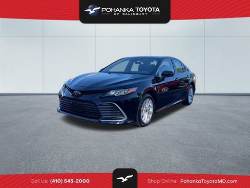 Certified 2024 Toyota Camry LE image 1