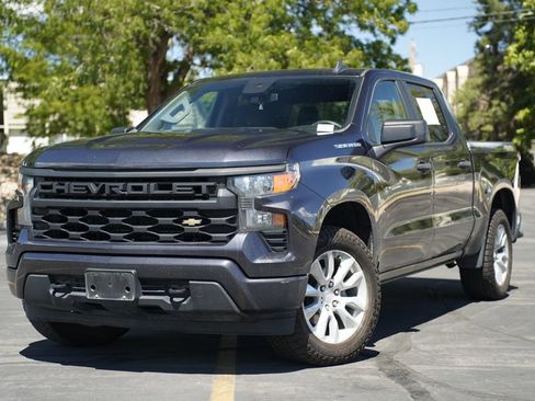 Used 2022 Chevrolet Silverado 1500 Custom AWD/4WD image 1