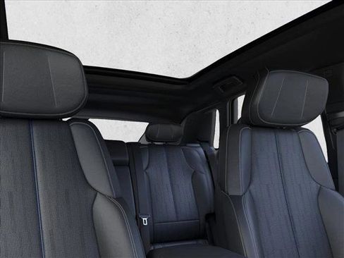 New 2026 Cadillac Lyriq Luxury image 24