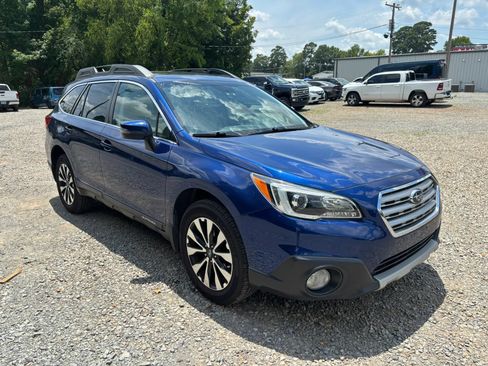 Used 2016 Subaru Outback 2.5i Limited AWD/4WD image 6