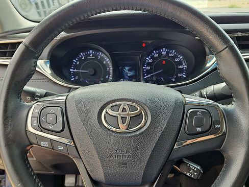 Used 2014 Toyota Avalon XLE FWD image 11