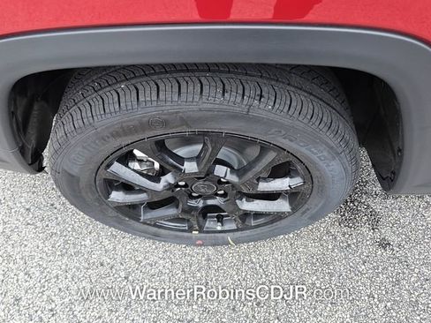 New 2026 Jeep Compass Latitude image 17