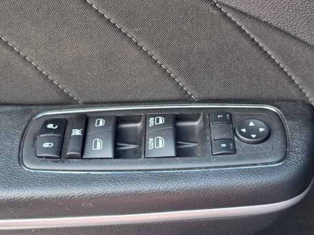 Used 2023 Dodge Charger SXT RWD image 32