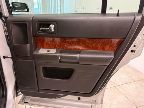 Used 2012 Ford Flex Limited AWD/4WD image 23