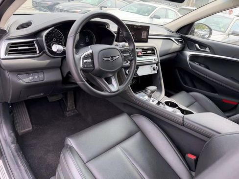 Certified 2025 Genesis G70 2.5T AWD/4WD image 11
