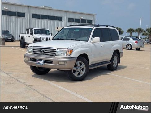 Used 2004 Toyota Land Cruiser AWD/4WD image 1