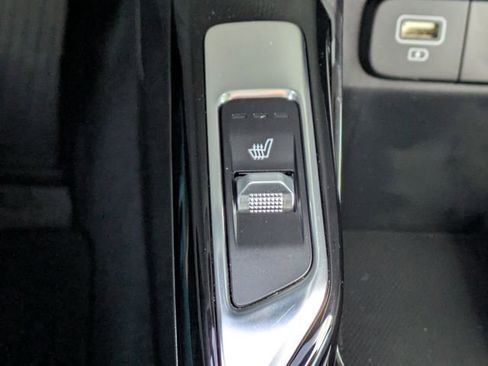 Used 2022 Kia Sorento SX image 25