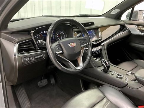 Used 2020 Cadillac XT6 Premium Luxury w/ Platinum Package image 17