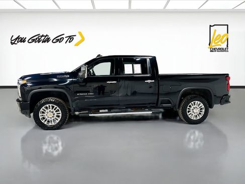 Used 2021 Chevrolet Silverado 2500 High Country image 8