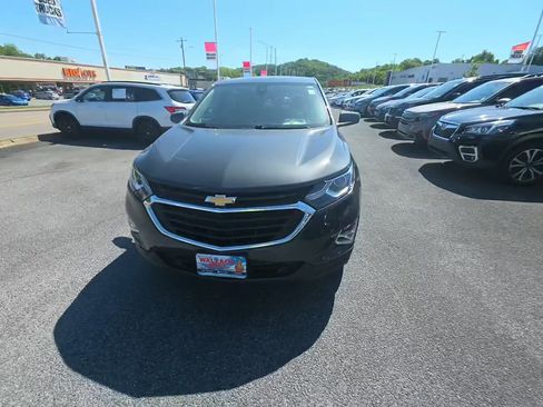 Used 2021 Chevrolet Equinox LT w/ LPO, Cargo Package AWD/4WD image 4