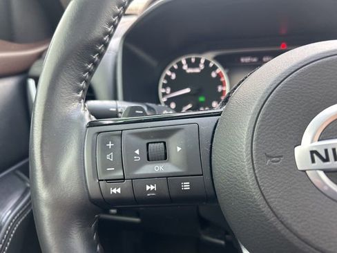 Used 2021 Nissan Rogue SV w/ Premium Package image 21