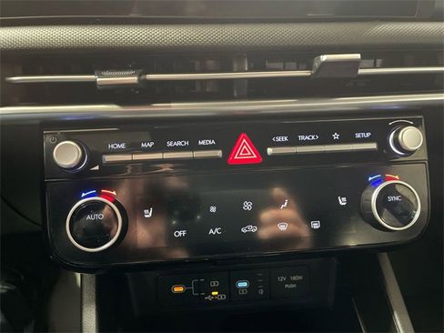 Used 2025 Hyundai Santa Cruz XRT image 19