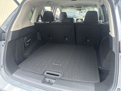 New 2026 Nissan Rogue SV image 12