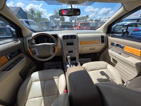 Used 2007 Lincoln MKX AWD image 12