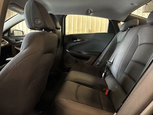 Used 2023 Chevrolet Malibu LS FWD image 14