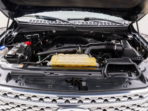 Used 2019 Ford Expedition Max Platinum image 32