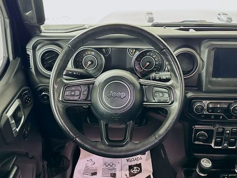 Used 2022 Jeep Wrangler Unlimited Sport image 14