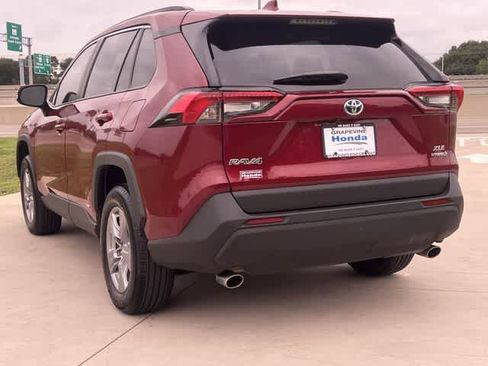 Used 2024 Toyota RAV4 XLE w/ Convenience Package AWD/4WD image 5