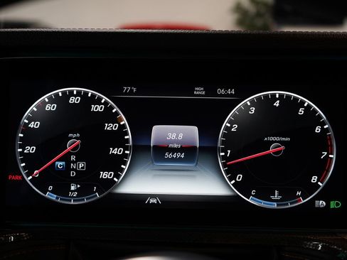 Used 2021 Mercedes-Benz G 550 w/ G Manufaktur Interior Package image 32
