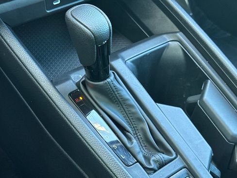 Used 2023 Honda Accord LX image 17