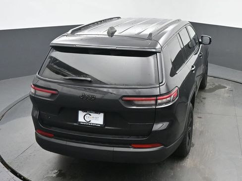 Used 2024 Jeep Grand Cherokee L Altitude image 40