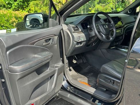 Used 2022 Honda Passport TrailSport image 6