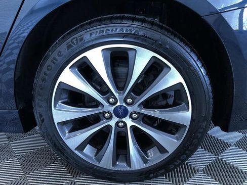 Used 2020 Ford Fusion SE AWD/4WD image 16