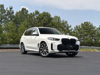 Used 2024 BMW X5 xDrive40i w/ M Sport Package AWD/4WD video 2