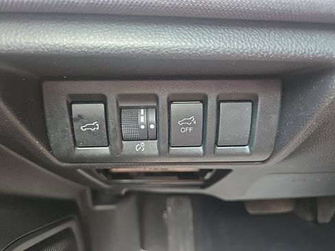 Used 2023 Subaru Outback Premium AWD/4WD image 48