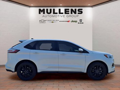 Used 2023 Ford Edge ST-Line AWD/4WD image 4