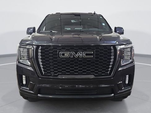 Used 2024 GMC Yukon XL Denali Ultimate image 10