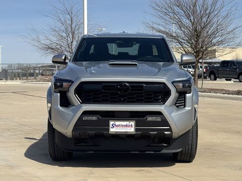 Used 2024 Toyota Tacoma TRD Sport image 7