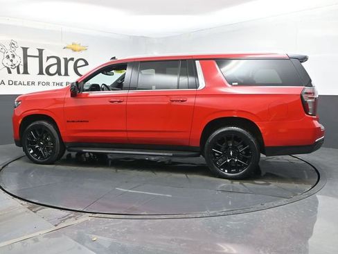 Used 2022 Chevrolet Suburban LT w/ LT Signature Plus Package image 54