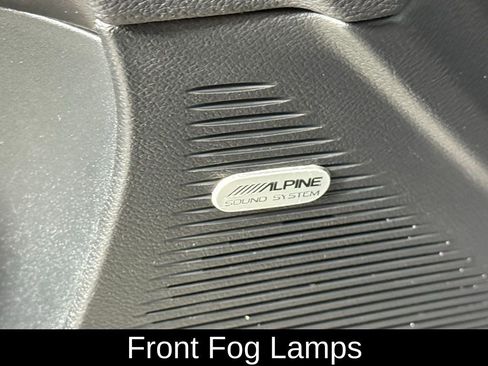 Used 2018 Dodge Challenger SXT Plus image 20