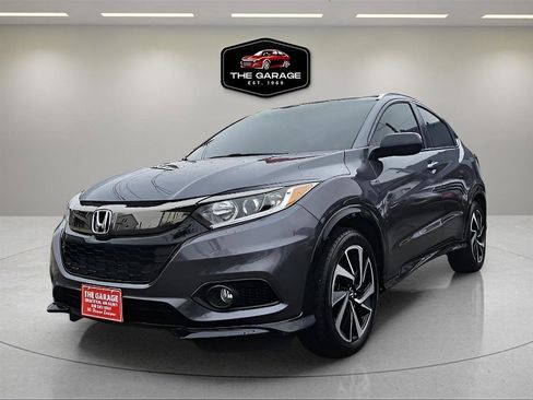 Used 2019 Honda HR-V Sport image 2