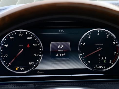 Used 2017 Mercedes-Benz S 550 Sedan image 14