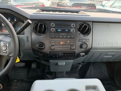 Used 2015 Ford F250 XL w/ XL Value Package image 15