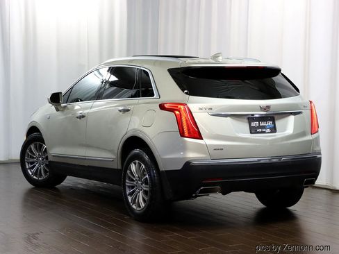 Used 2017 Cadillac XT5 Luxury image 9