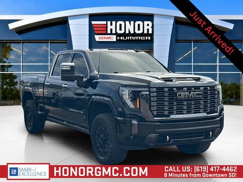 Used 2024 GMC Sierra 2500 Denali Ultimate AWD/4WD image 1