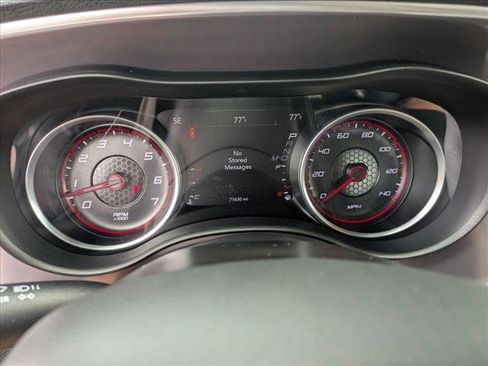 Used 2022 Dodge Charger SXT w/ Leather Interior Group RWD image 10