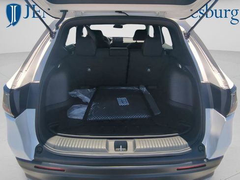 Used 2025 Honda HR-V Sport image 10