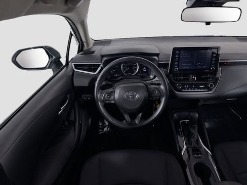 Used 2021 Toyota Corolla LE FWD image 17