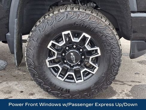 Used 2022 Chevrolet Silverado 2500 High Country image 11