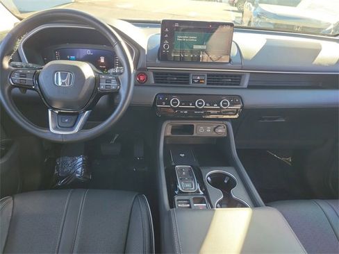 Certified 2023 Honda Pilot Elite image 11