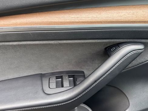 Used 2023 Tesla Model 3 Standard Range RWD image 14