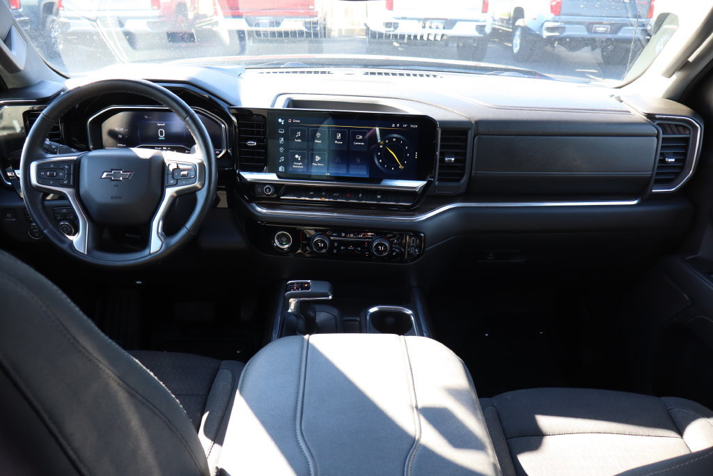 Used 2024 Chevrolet Silverado 1500 RST w/ Redline Edition AWD/4WD image 20