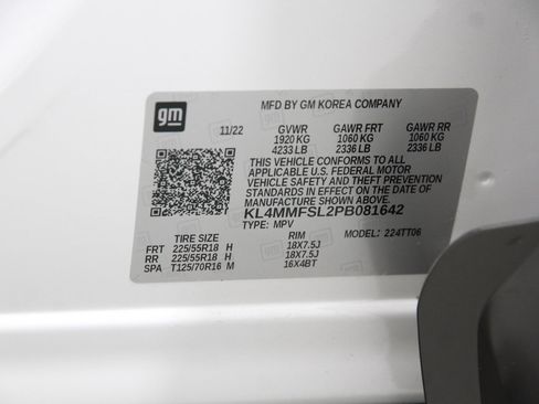 Used 2023 Buick Encore GX Essence w/ Experience Buick Package image 22