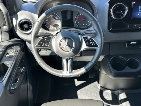 New 2025 Mercedes-Benz Sprinter 2500 image 15